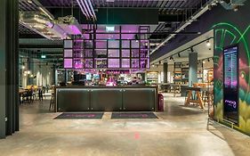 Moxy London Heathrow Airport